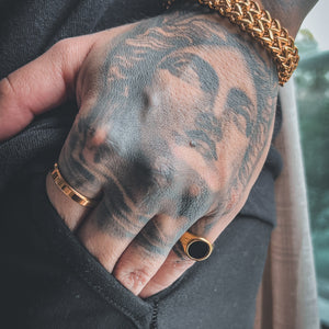 Anel Rounder Ônix Banhado a Ouro 18k ANEL 61 Blueen Store 