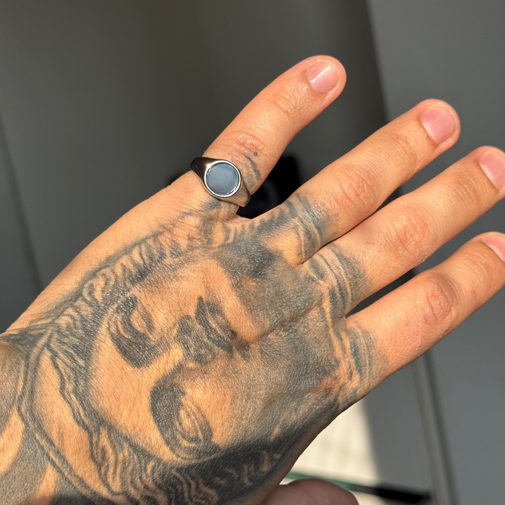 Anel Rounder Ônix de Aço Prata ANEL 62 Blueen Store 