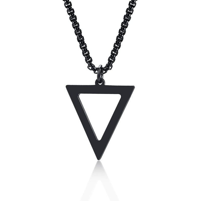 Colar TRIANGLE 0 Blueen Store Preto 